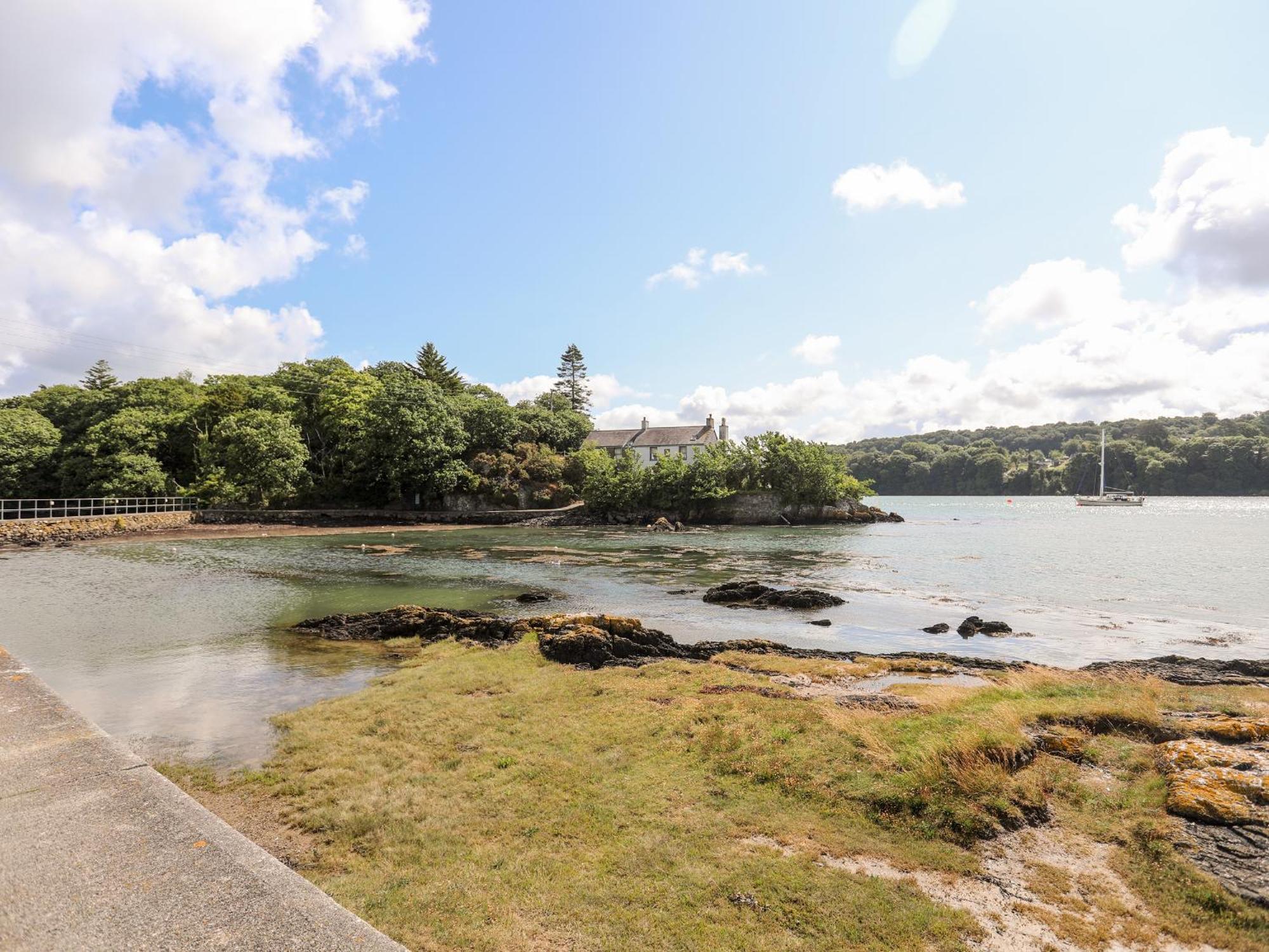 Ynys Faelog Cottage 梅奈布里奇 外观 照片